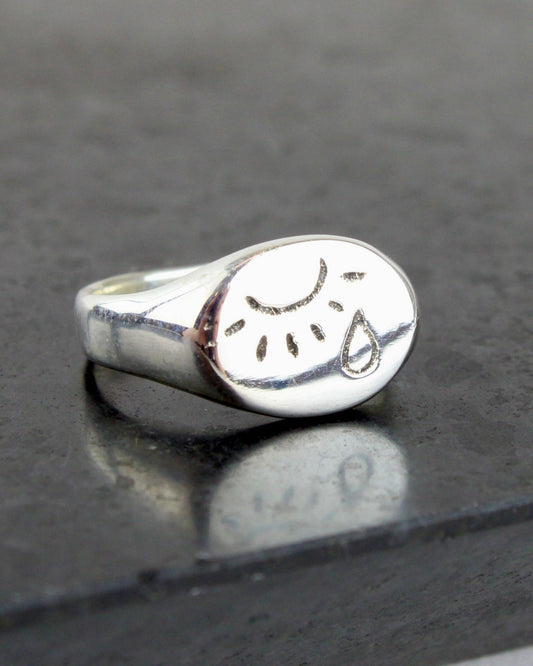 Crying eye Signet