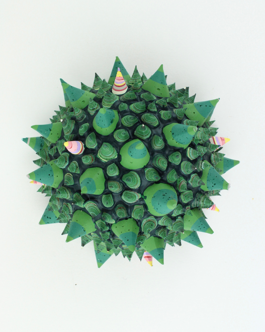 Starseed 4 - wall mounted green