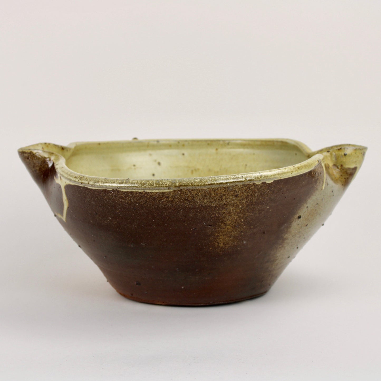 Double pour bowl III