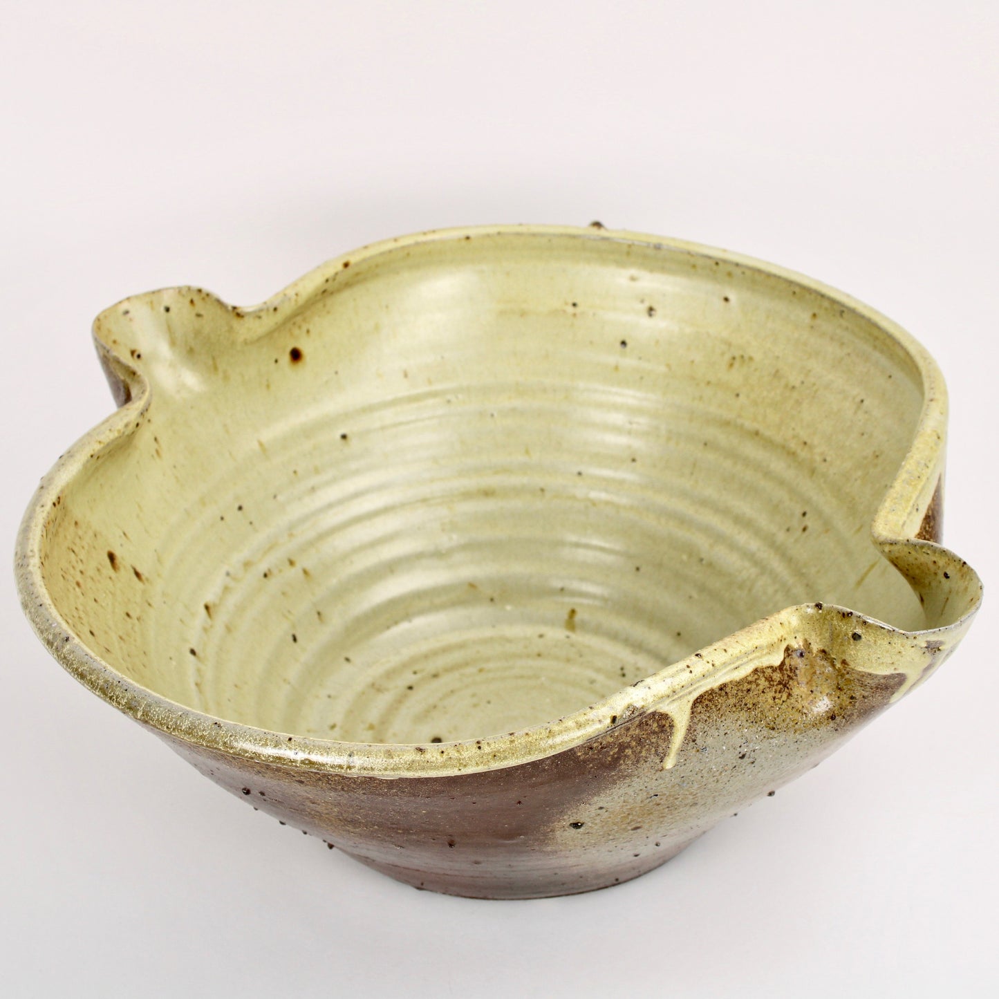 Double pour bowl III